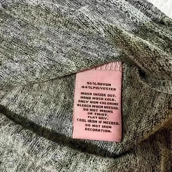 Juicy‎ Couture Gray Burnout Beaded Top Small - Picture 6 of 6